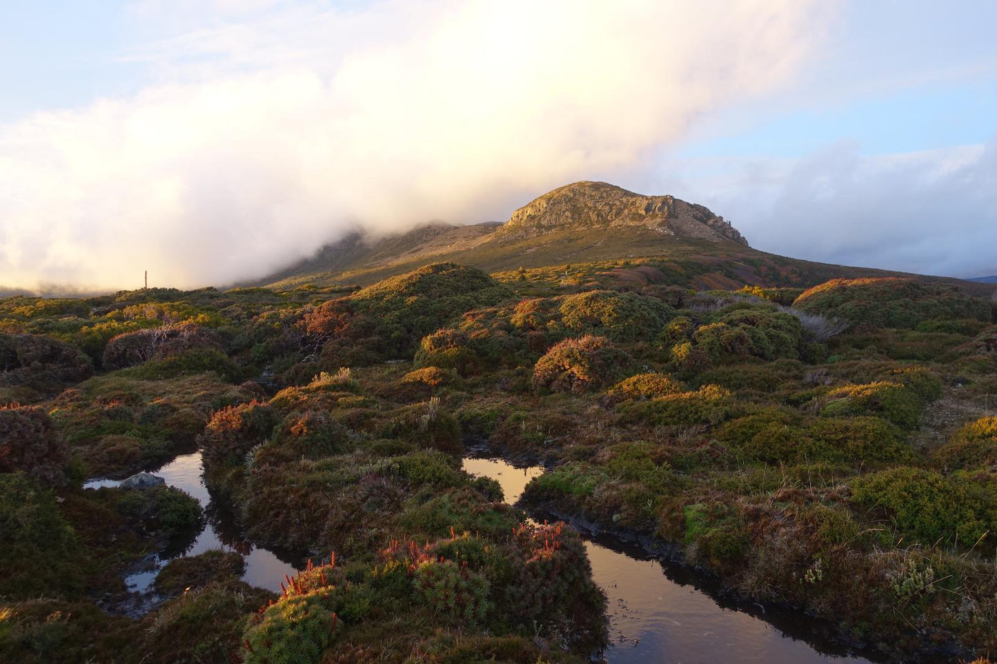 Cradle Mountain at dusk (May 2019) Framed Art Print